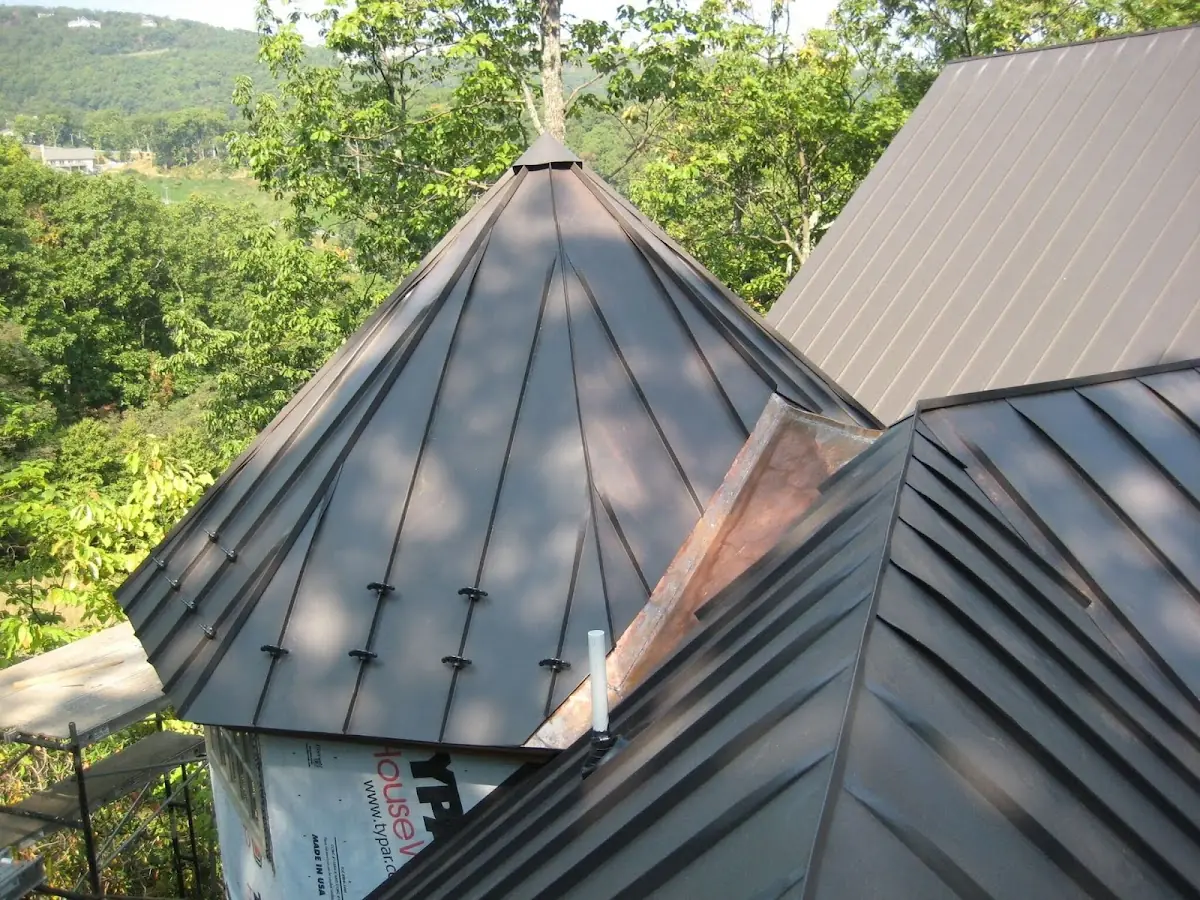 Professional Roof Tarp Installation by Craftsman Roofing in Mount Healthy Heights