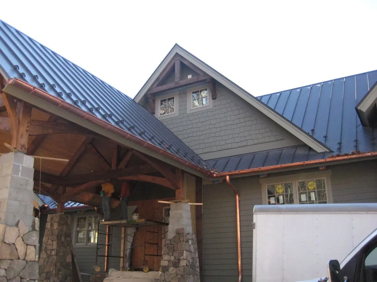 Craftsman Roofing team delivering quality roofing work in Mount Healthy Heights